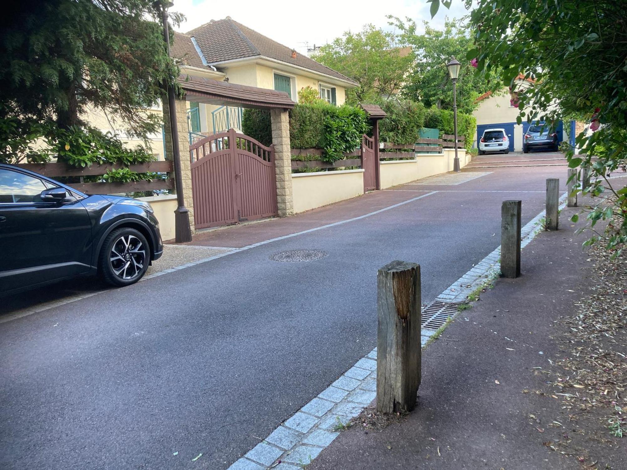 Sejour A La Chataigneraie Rueil-Malmaison Bagian luar foto