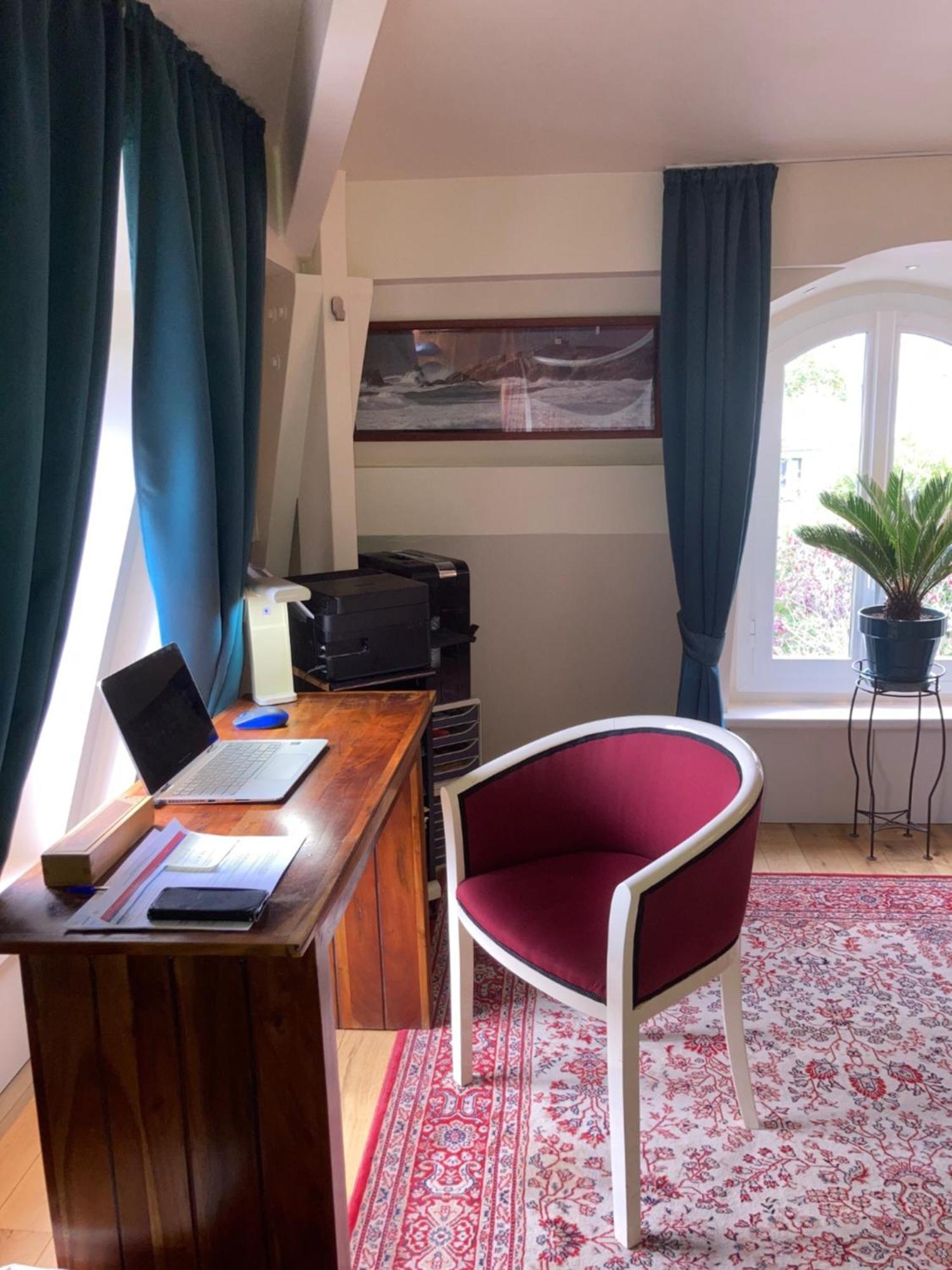 Sejour A La Chataigneraie Rueil-Malmaison Bagian luar foto