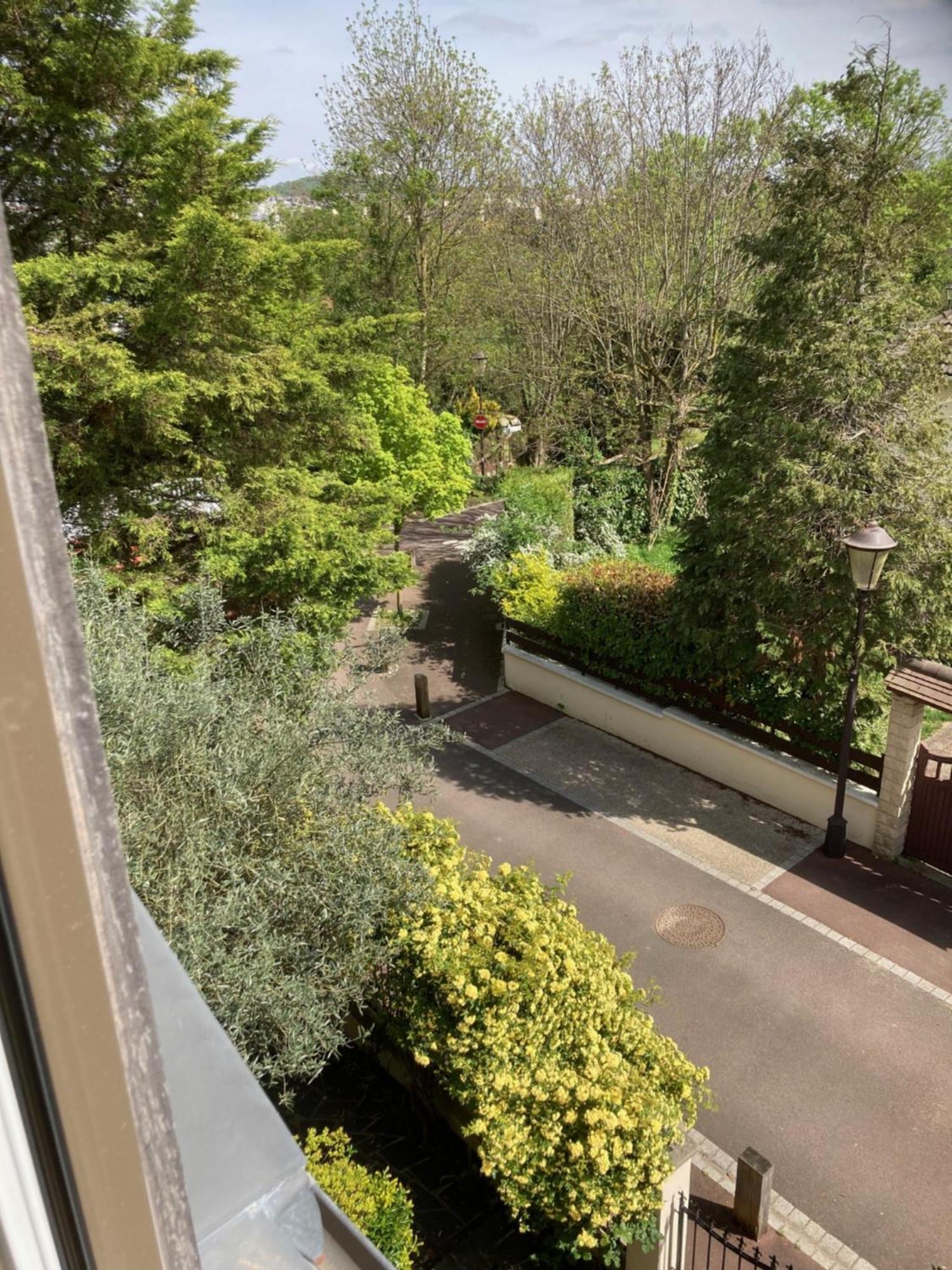 Sejour A La Chataigneraie Rueil-Malmaison Bagian luar foto